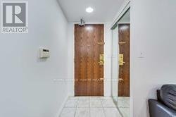 402 - 3 PEMBERTON AVENUE - Photo 4