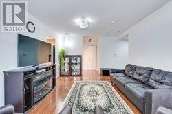 402 - 3 PEMBERTON AVENUE - Photo 9