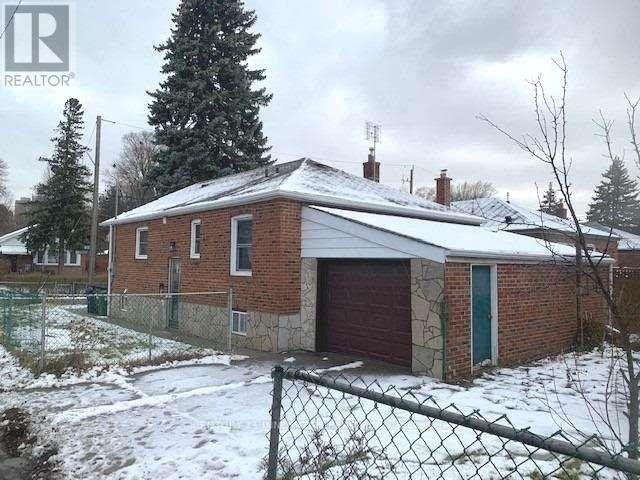 BSMT - 46 MEDHURST ROAD - Photo 1