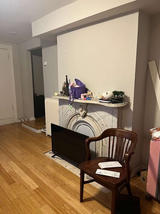 Vermont Avenue - Photo 3