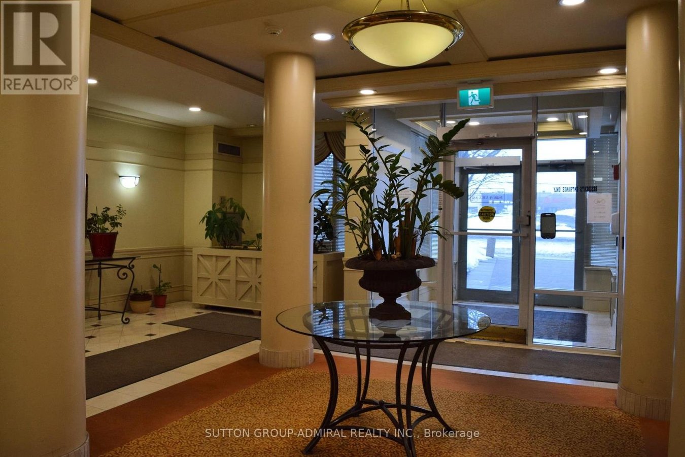 SPH05 - 5001 FINCH AVENUE E - Photo 2