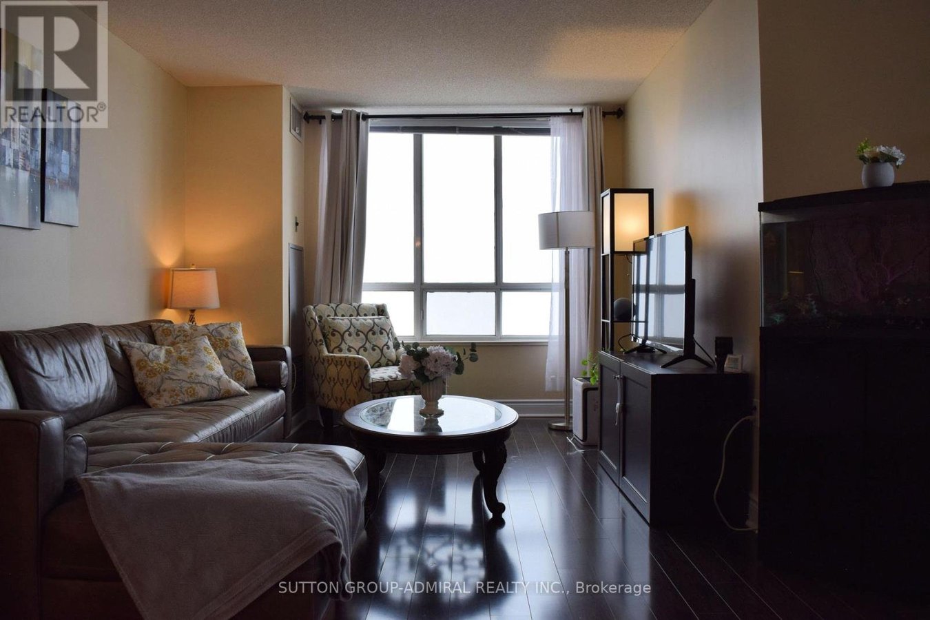 SPH05 - 5001 FINCH AVENUE E - Photo 8
