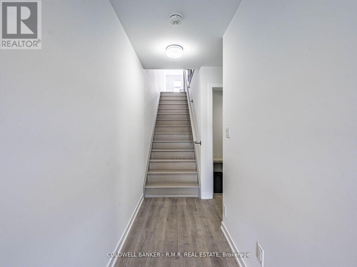 136 BROCKLEY DRIVE - Photo 6