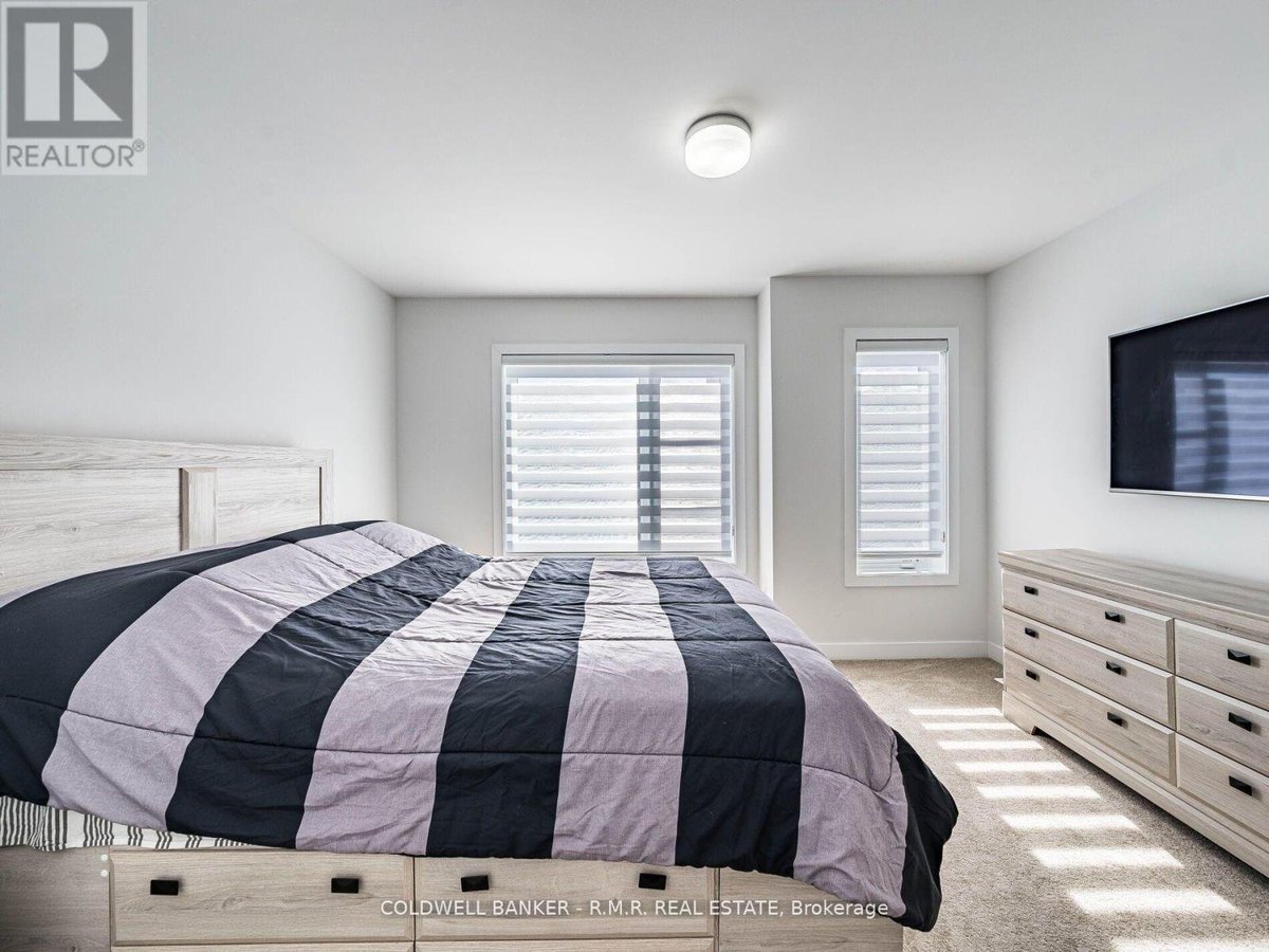 136 BROCKLEY DRIVE - Photo 32