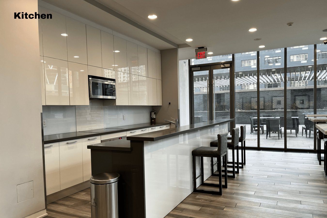 33 Charles Street East - Photo 13