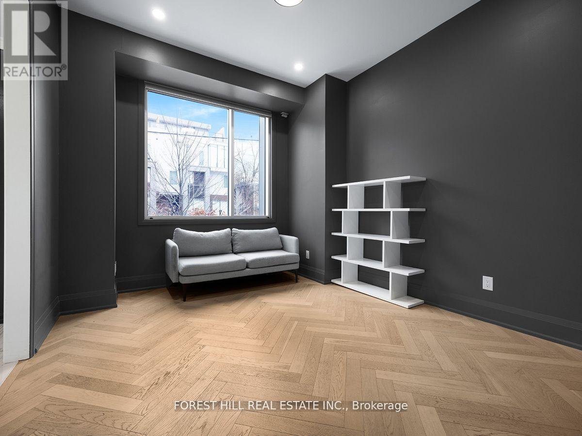 3 - 18 GREENBRIAR ROAD - Photo 5