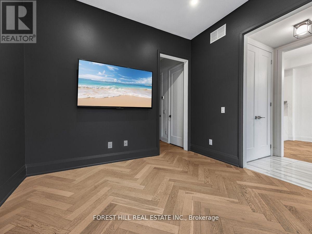 3 - 18 GREENBRIAR ROAD - Photo 7
