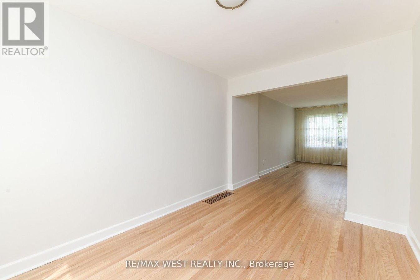 83 EAST DRIVE - Photo 10