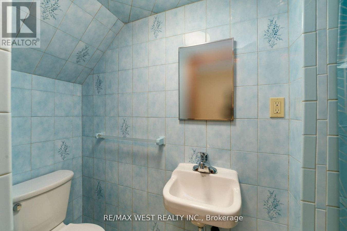 83 EAST DRIVE - Photo 28
