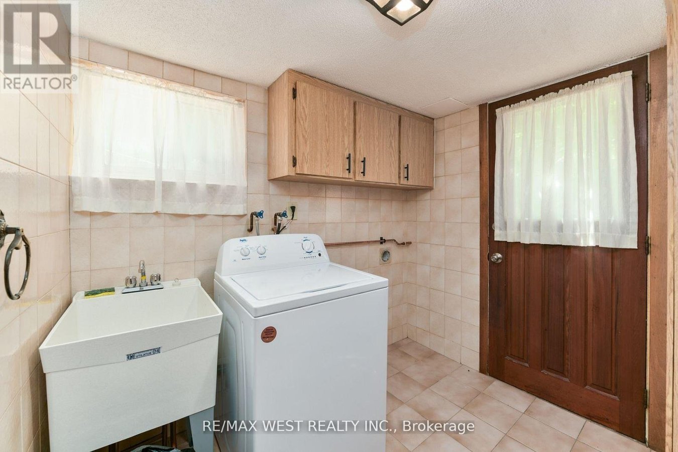 83 EAST DRIVE - Photo 30