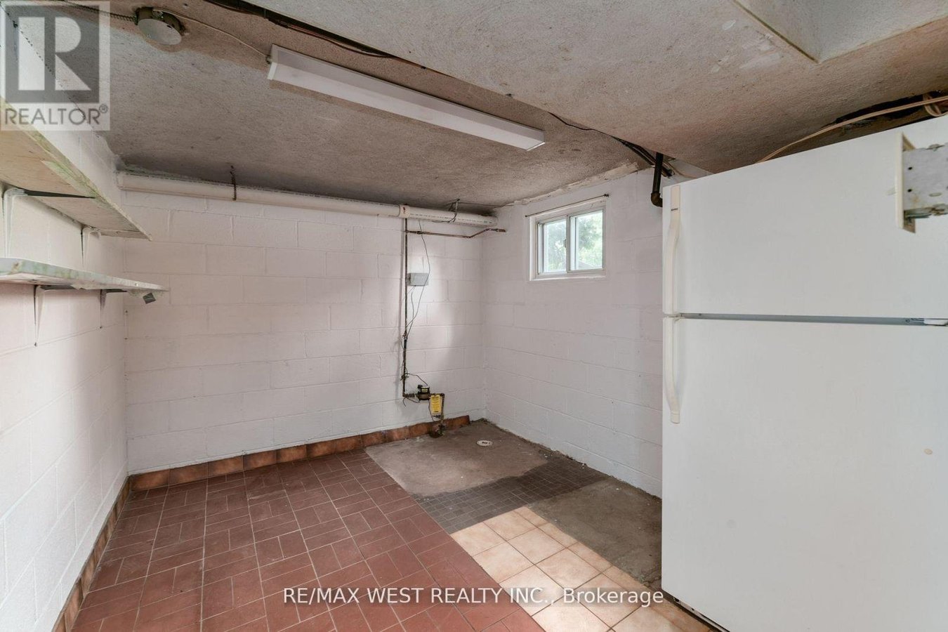 83 EAST DRIVE - Photo 34
