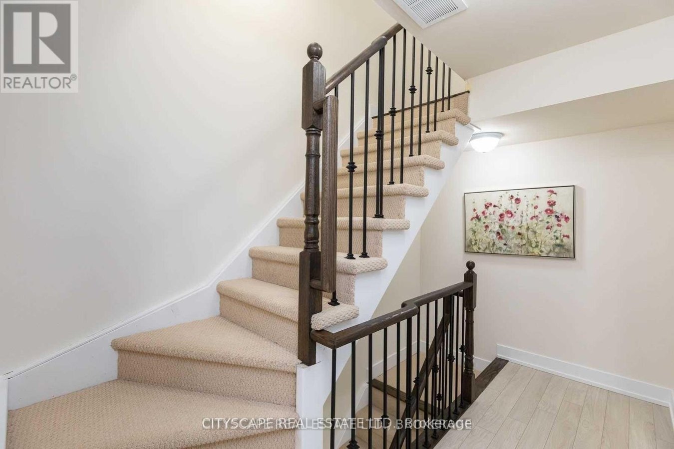 1060 LANSDOWNE AVENUE - Photo 10