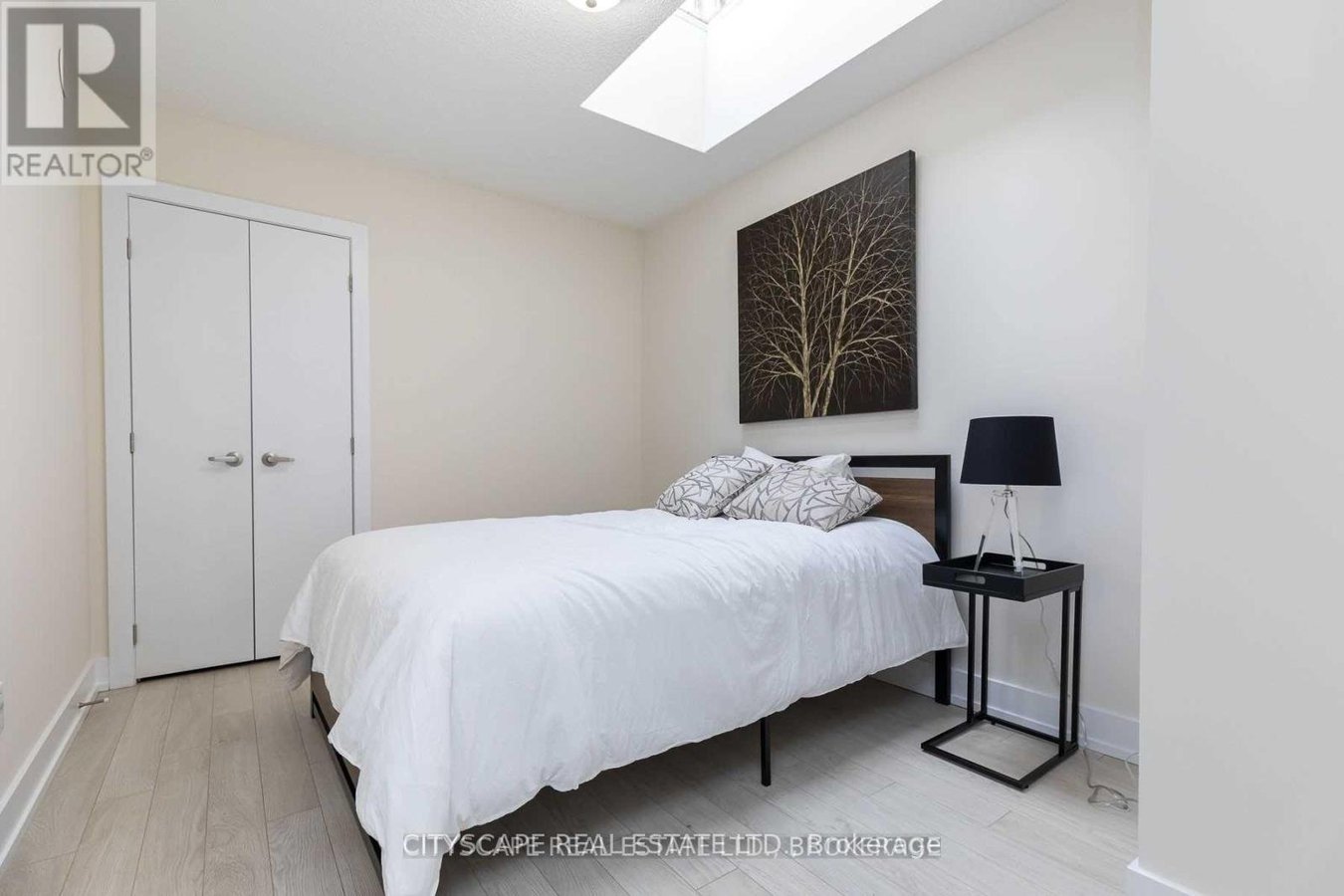 1060 LANSDOWNE AVENUE - Photo 13