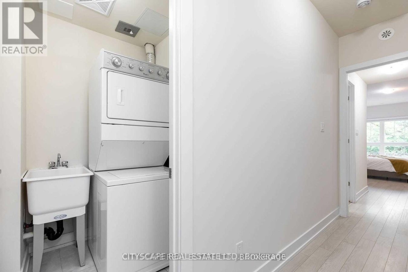 1060 LANSDOWNE AVENUE - Photo 16