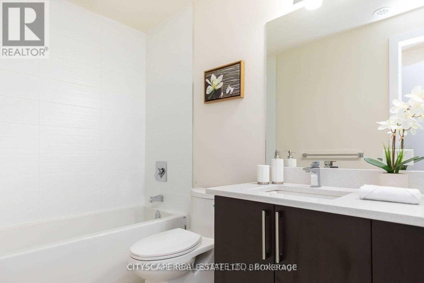 1060 LANSDOWNE AVENUE - Photo 18