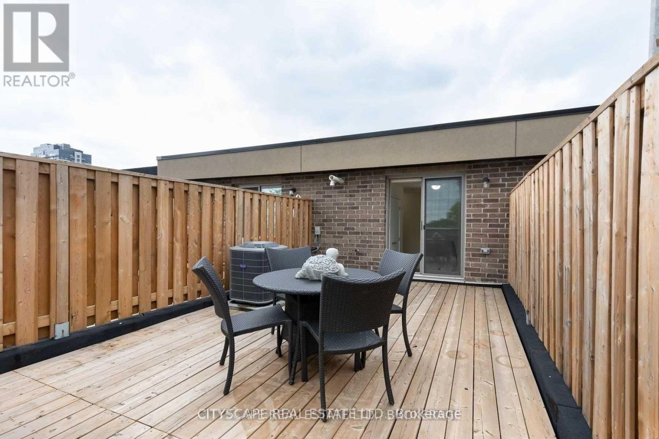 1060 LANSDOWNE AVENUE - Photo 21
