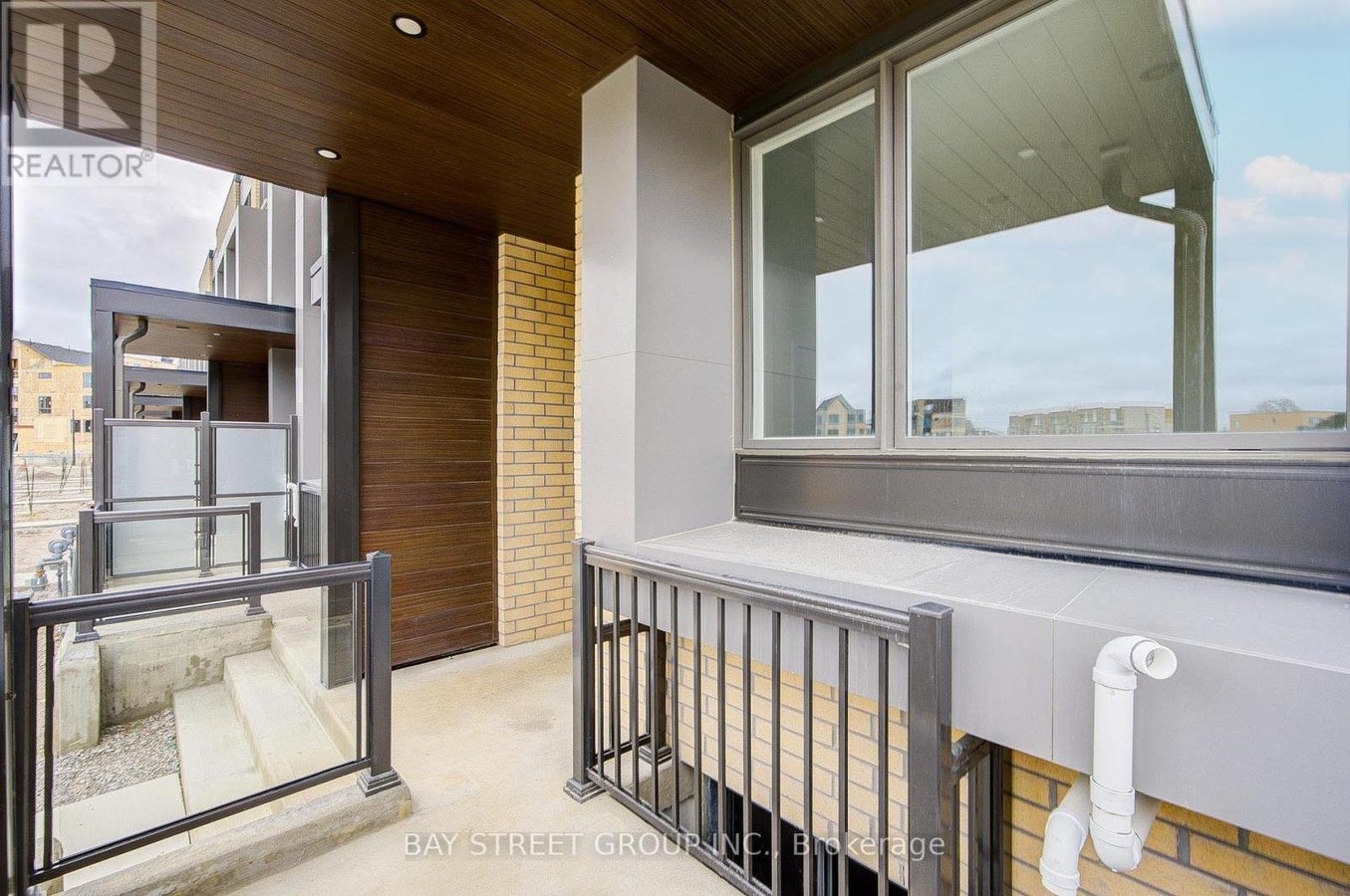 414 LAWRENCE HEIGHTS WAY - Photo 4