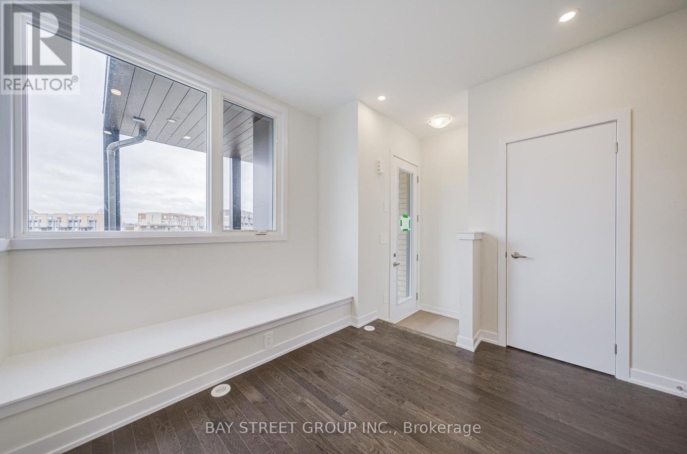 414 LAWRENCE HEIGHTS WAY - Photo 7