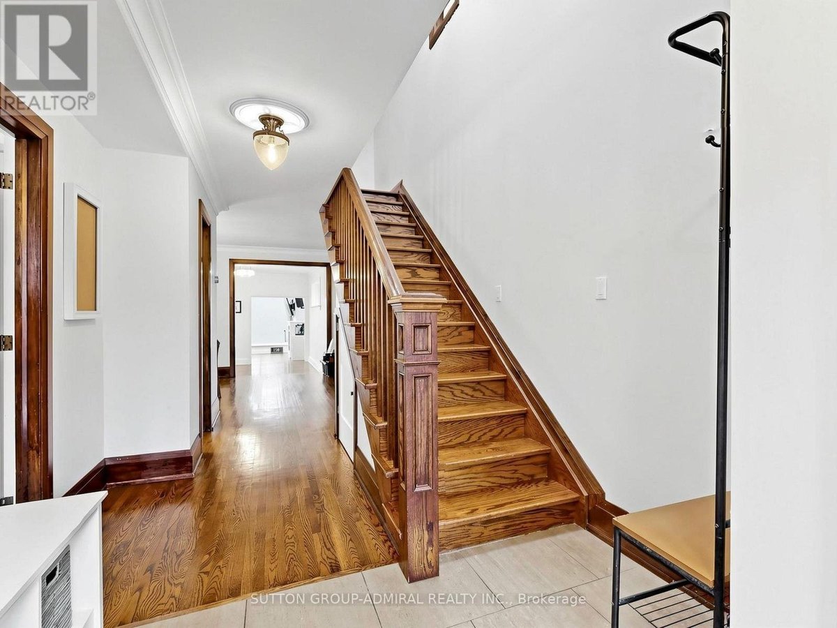 329 MELROSE AVENUE - Photo 4