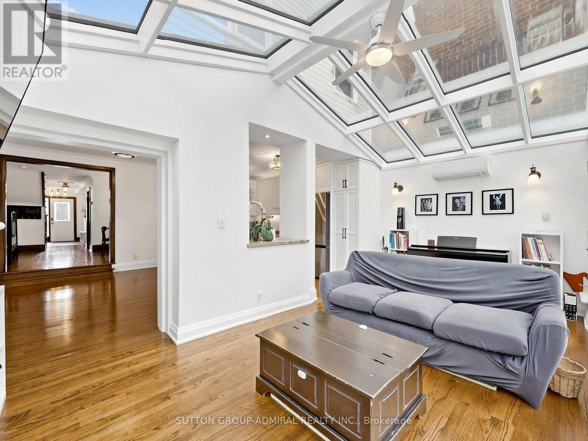329 MELROSE AVENUE - Photo 11