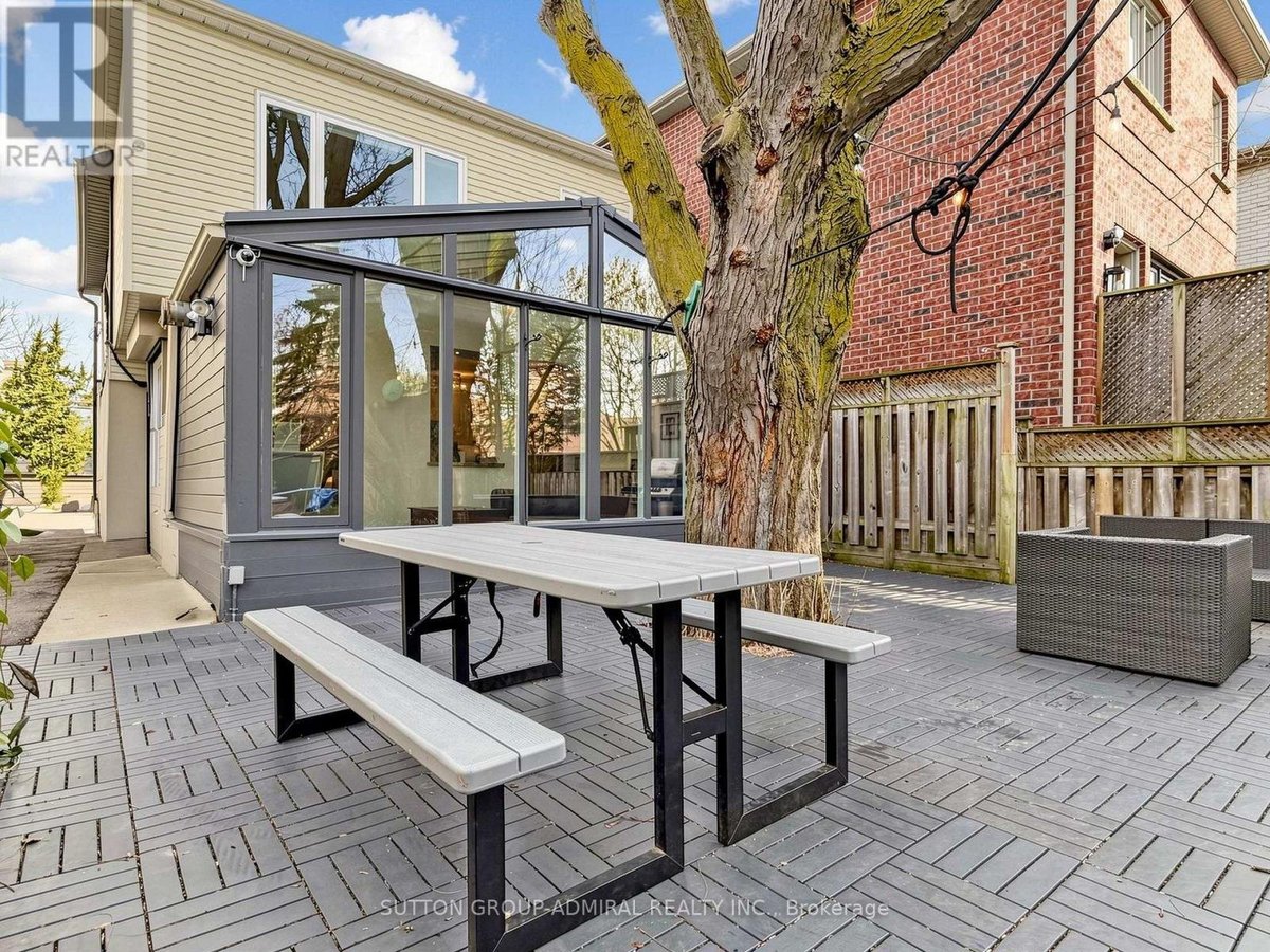 329 MELROSE AVENUE - Photo 30