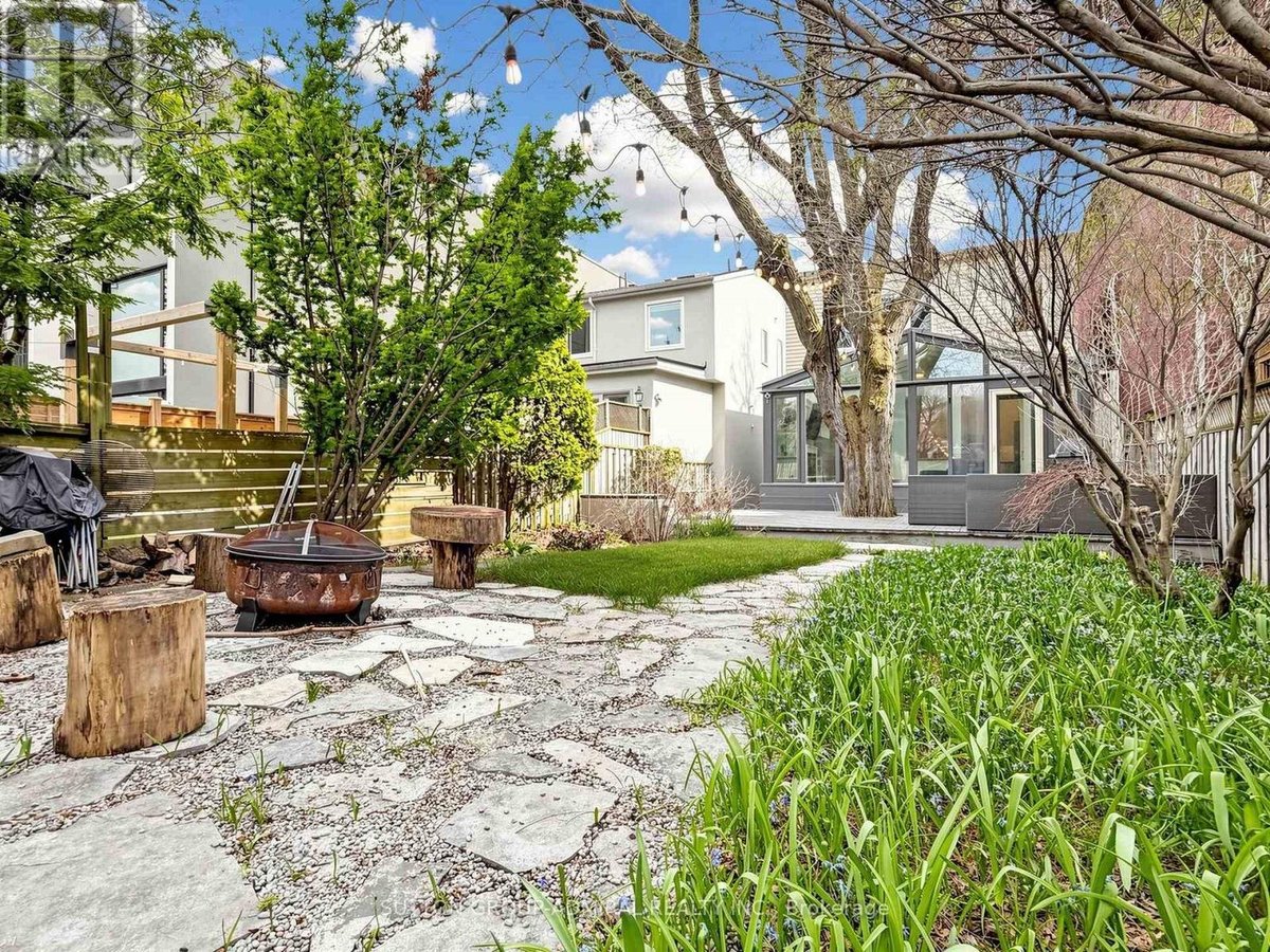 329 MELROSE AVENUE - Photo 35