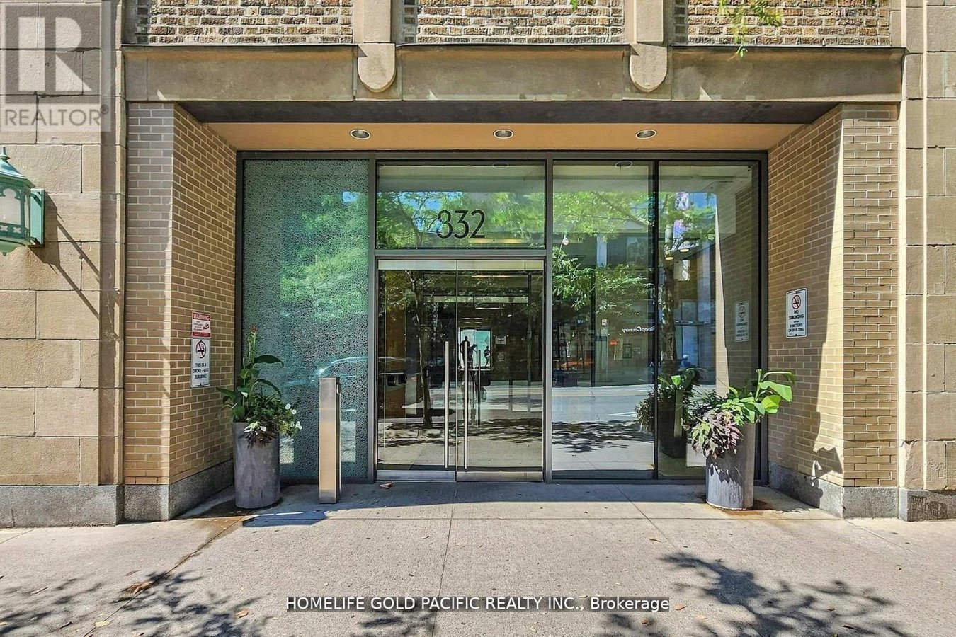 1202 - 832 BAY STREET - Photo 2