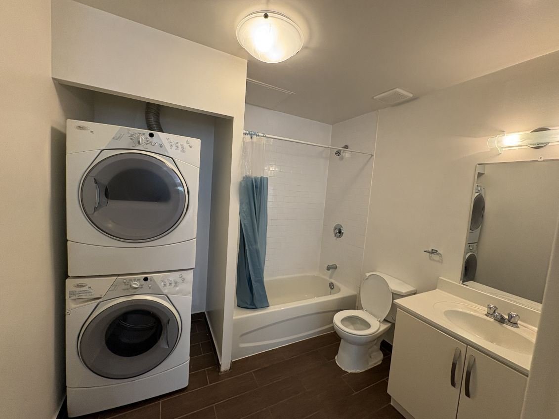 394 Bloor Street West - Photo 6