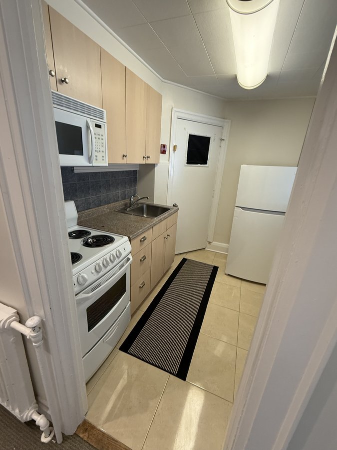 2396 Bloor Street West - Photo 13