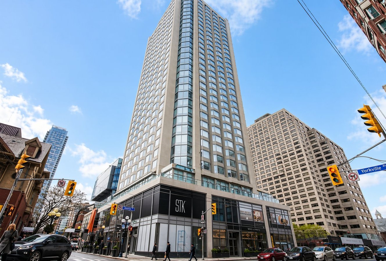 155 Yorkville Avenue - Photo 3