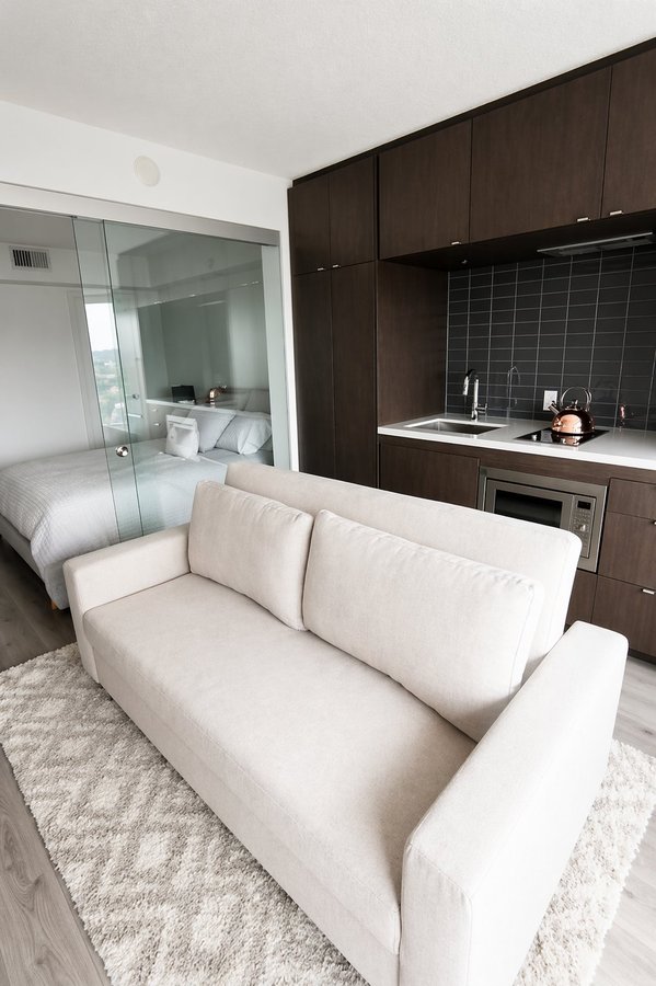 155 Yorkville Avenue - Photo 7