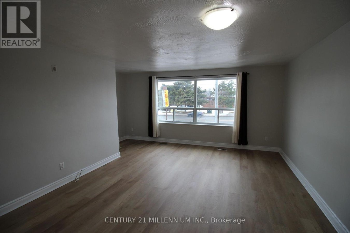 UPPER - 2991 ISLINGTON AVENUE - Photo 6