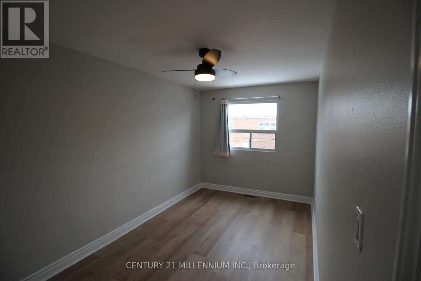 UPPER - 2991 ISLINGTON AVENUE - Photo 18