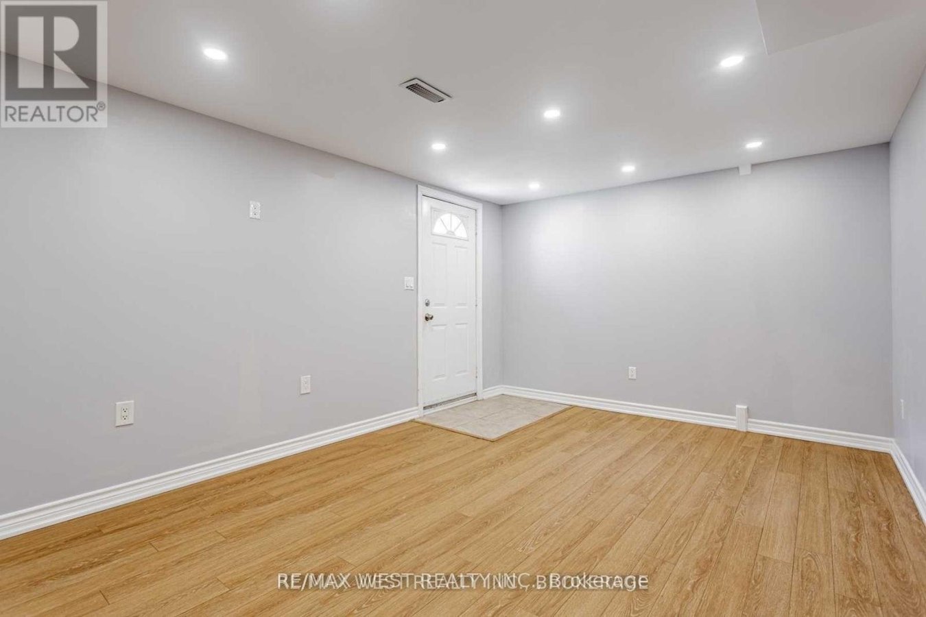 BASEMENT - 31 CLAIR ROAD - Photo 2