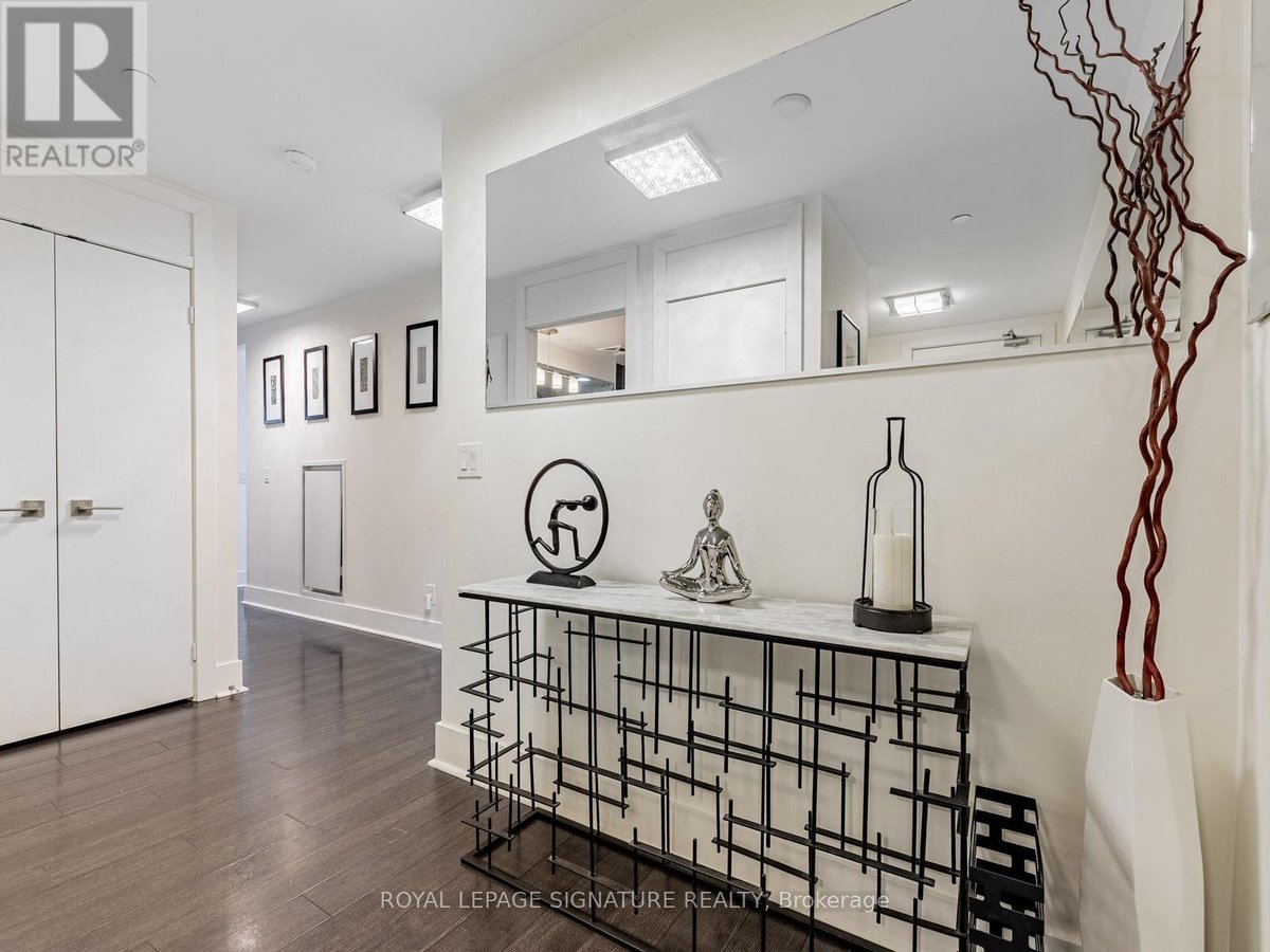 1303 - 32 DAVENPORT ROAD - Photo 3