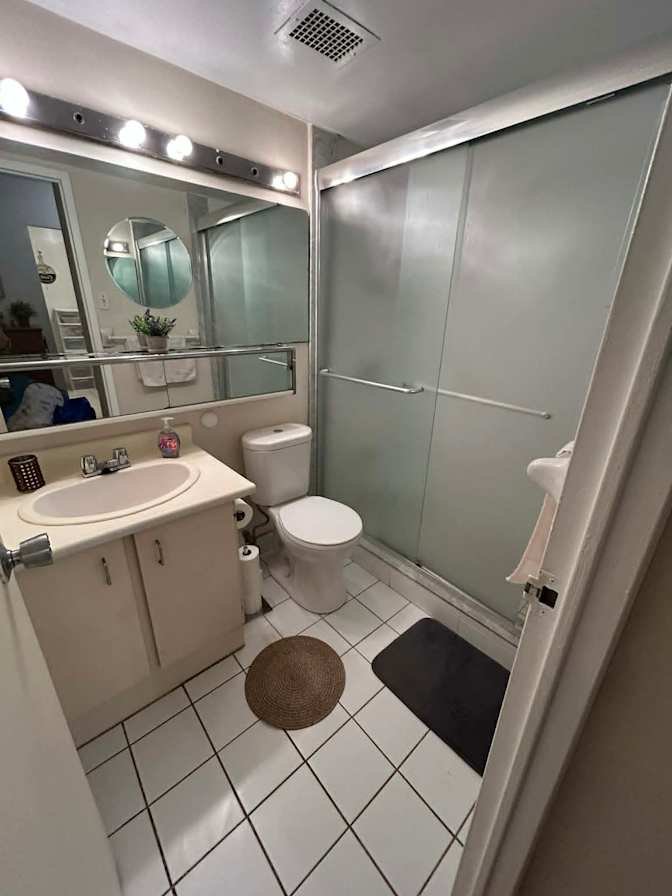 Huntley Street - Photo 2