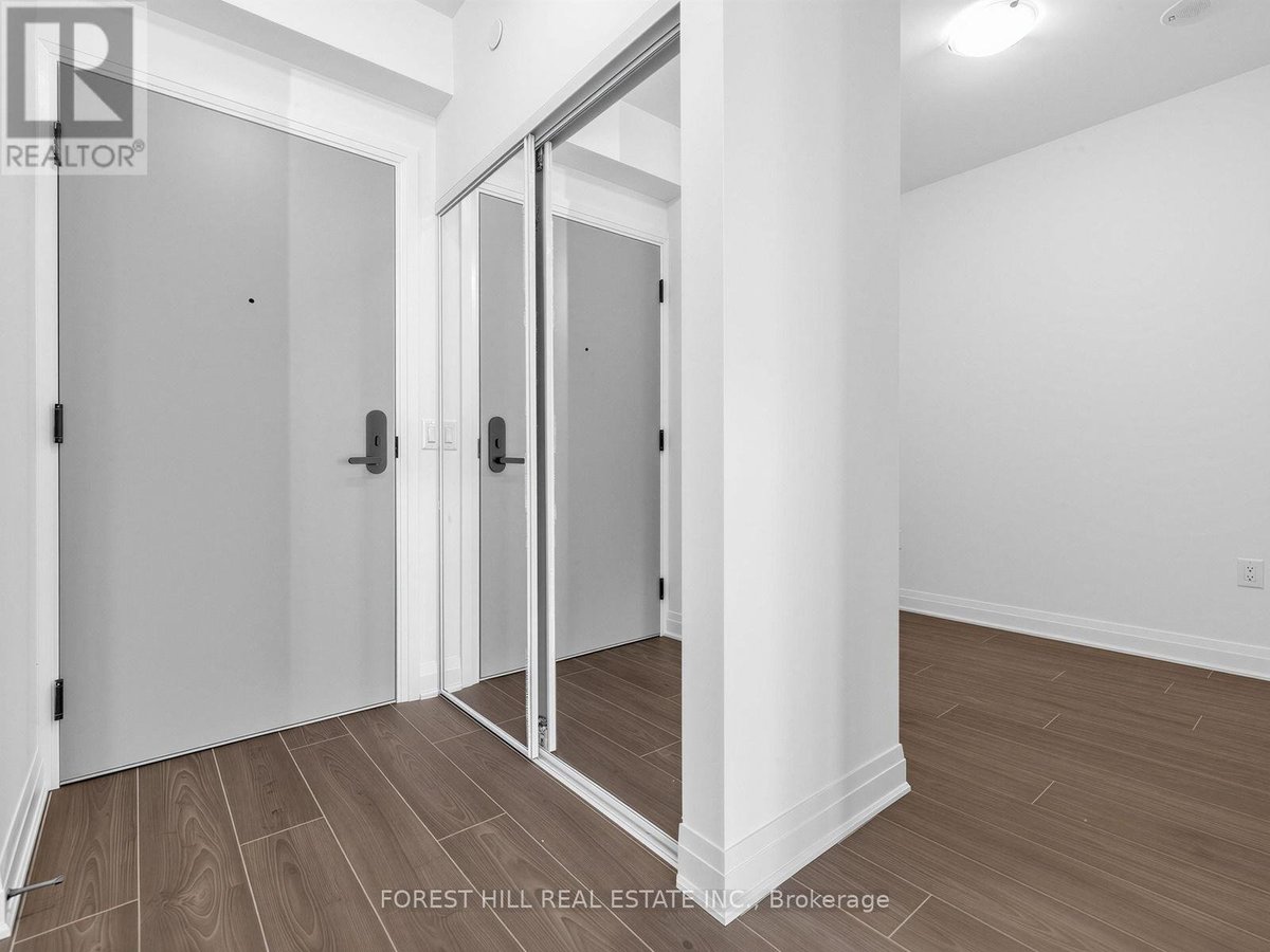 602 - 700 SHEPPARD AVENUE W - Photo 2