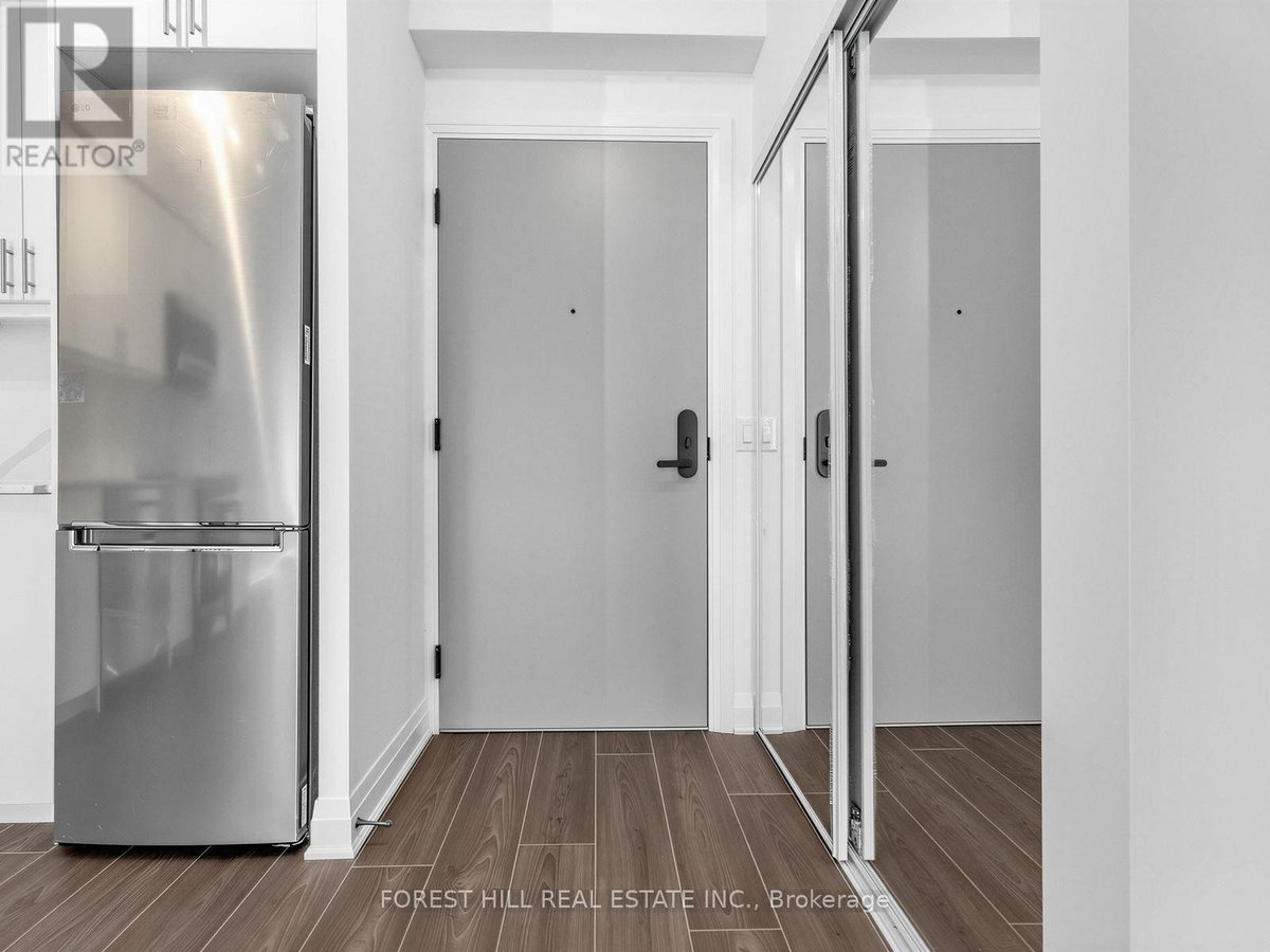 602 - 700 SHEPPARD AVENUE W - Photo 3