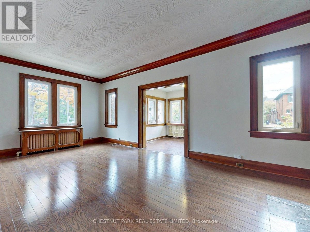 114 COLIN AVENUE - Photo 4