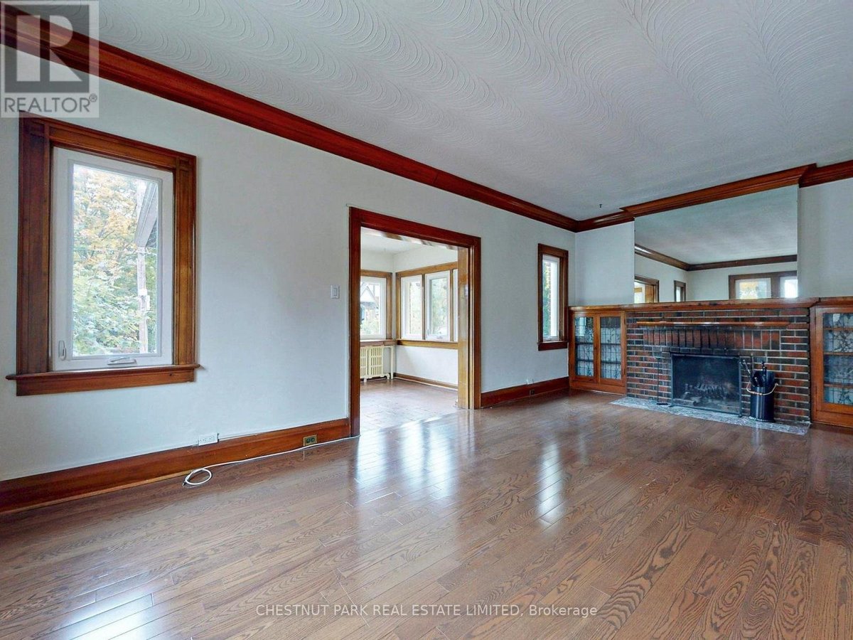 114 COLIN AVENUE - Photo 8