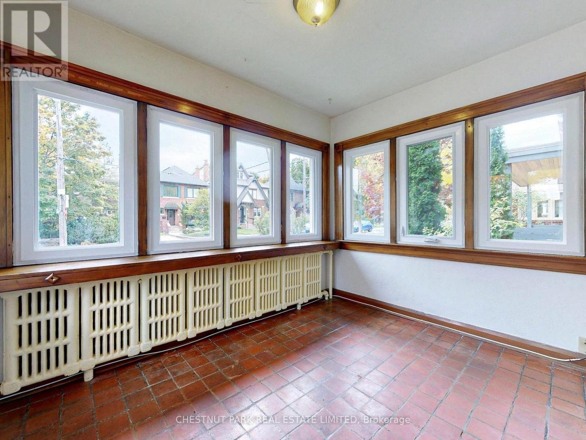114 COLIN AVENUE - Photo 11