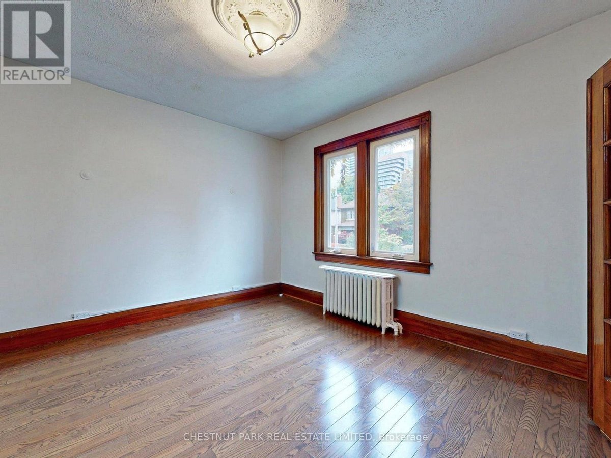 114 COLIN AVENUE - Photo 14