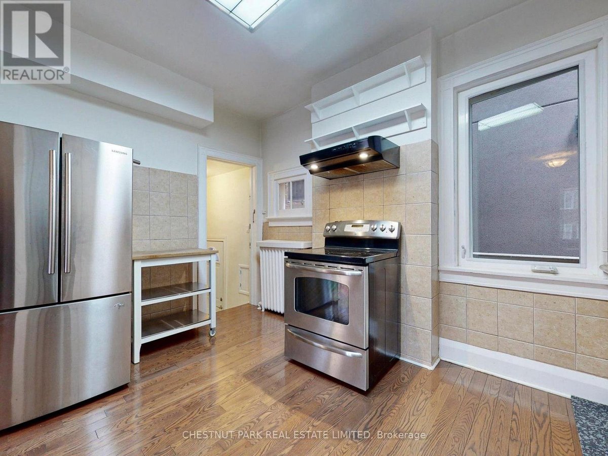 114 COLIN AVENUE - Photo 19