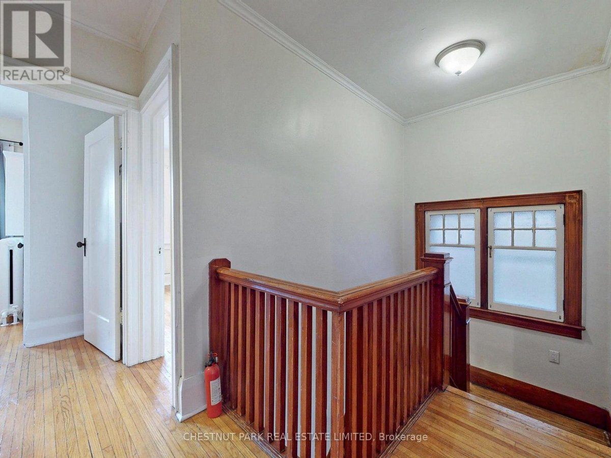 114 COLIN AVENUE - Photo 23