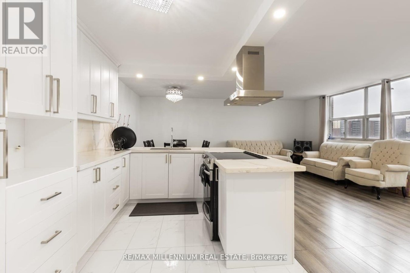 706 - 2645 KIPLING AVENUE W - Photo 6