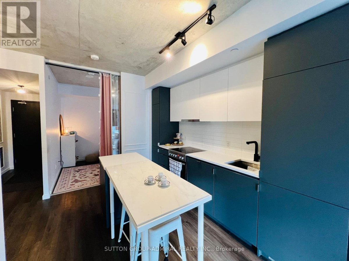 323 - 7 SMITH CRESCENT - Photo 6