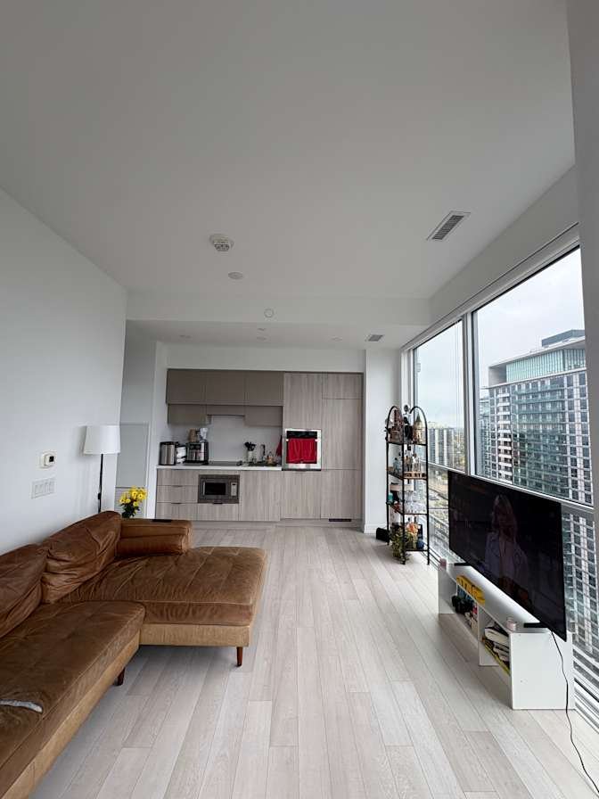 Roehampton Avenue - Photo 8