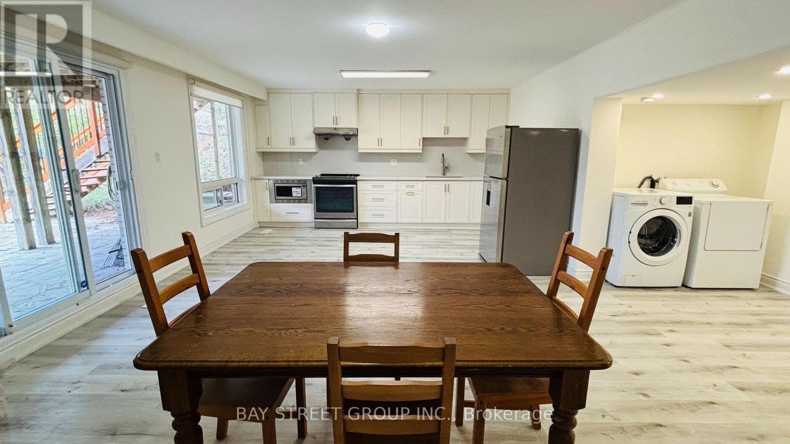 5 WARLOCK CRESCENT - Photo 2