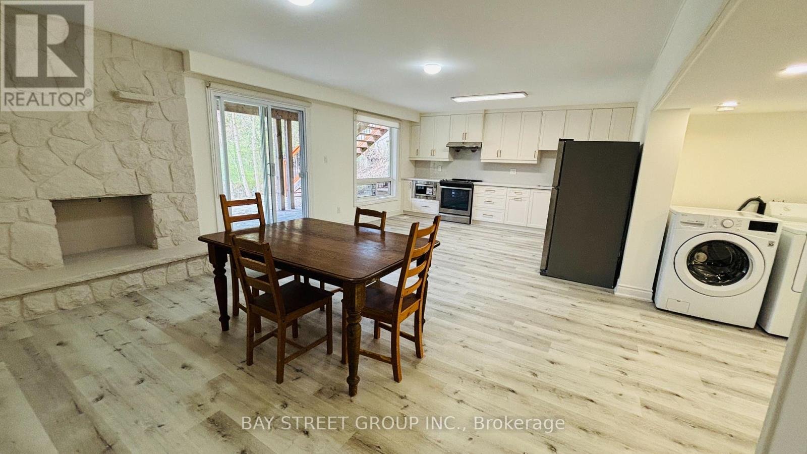 5 WARLOCK CRESCENT - Photo 3