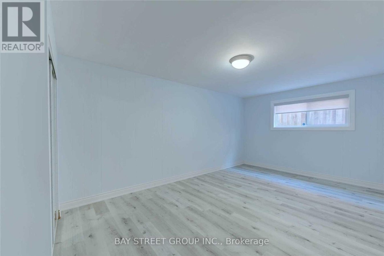 5 WARLOCK CRESCENT - Photo 8